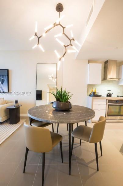 image Canvas Condo40