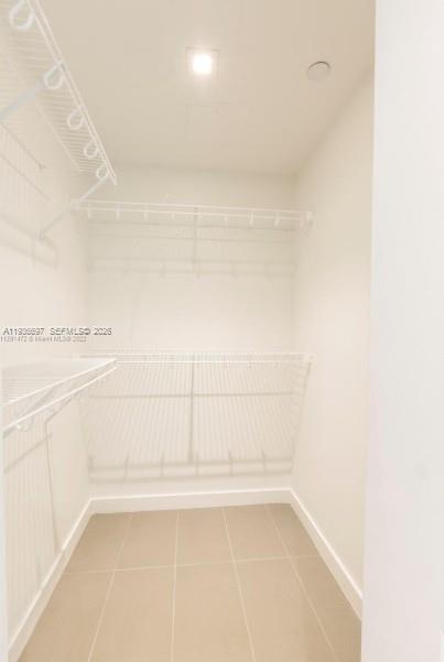 image Canvas Condo45