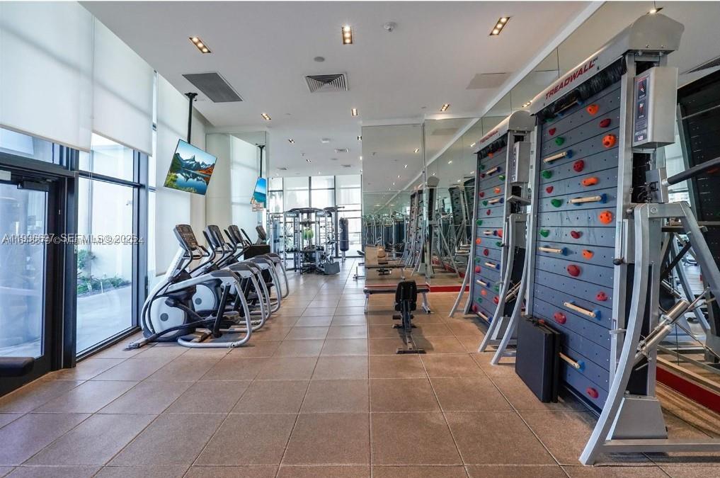 image Canvas Condo58