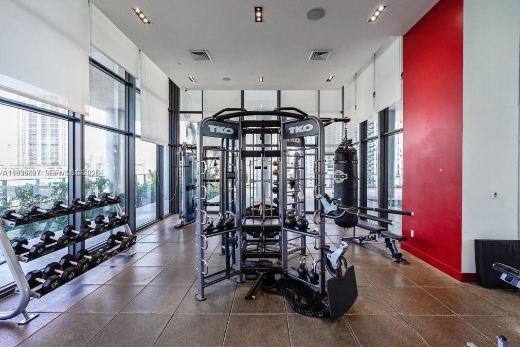 image Canvas Condo59