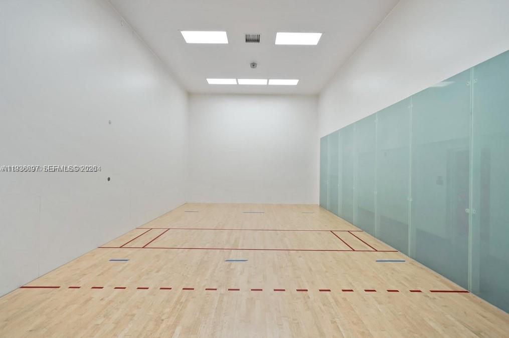 image Canvas Condo60