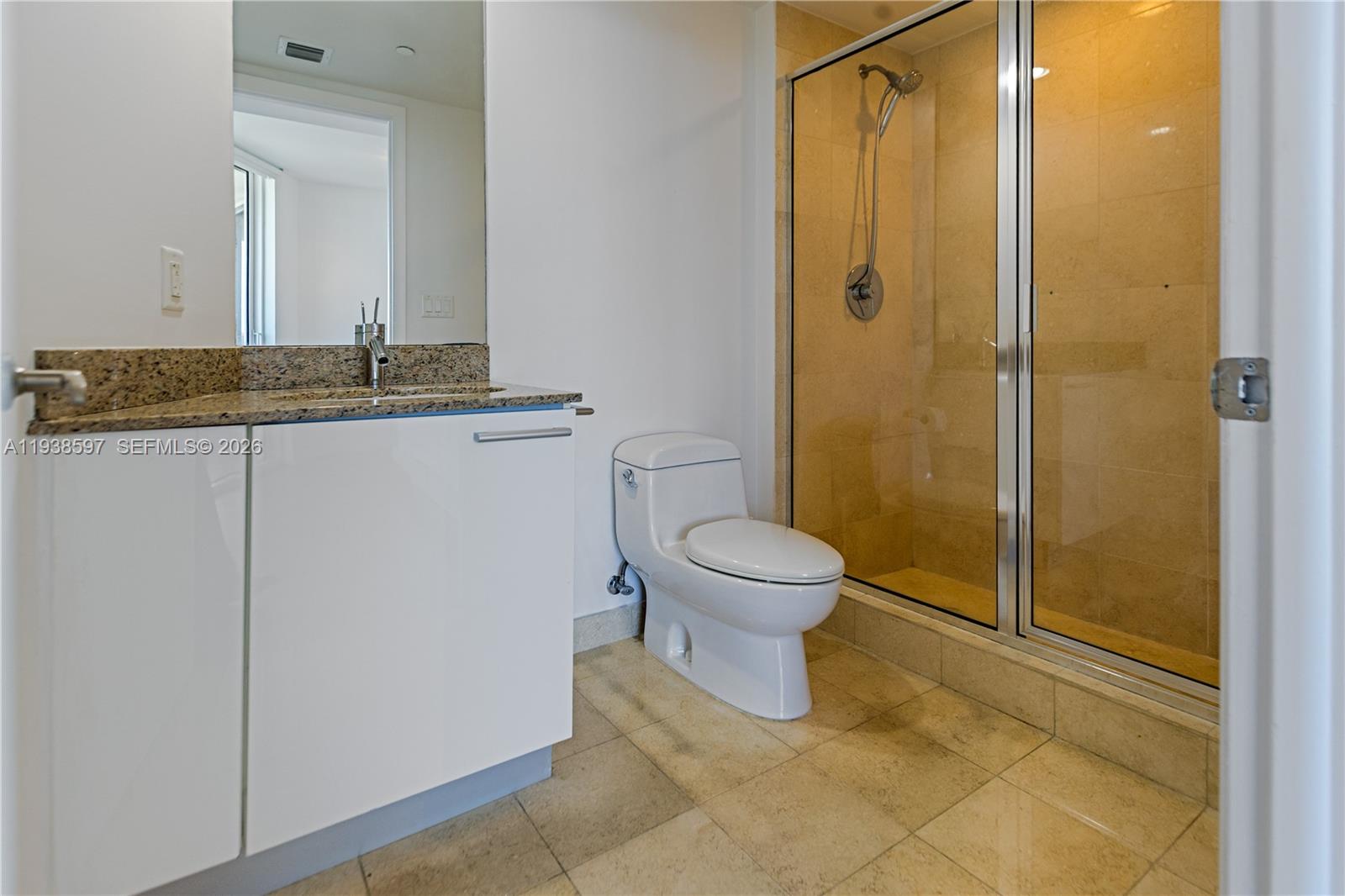 image Ocean Four Condo33