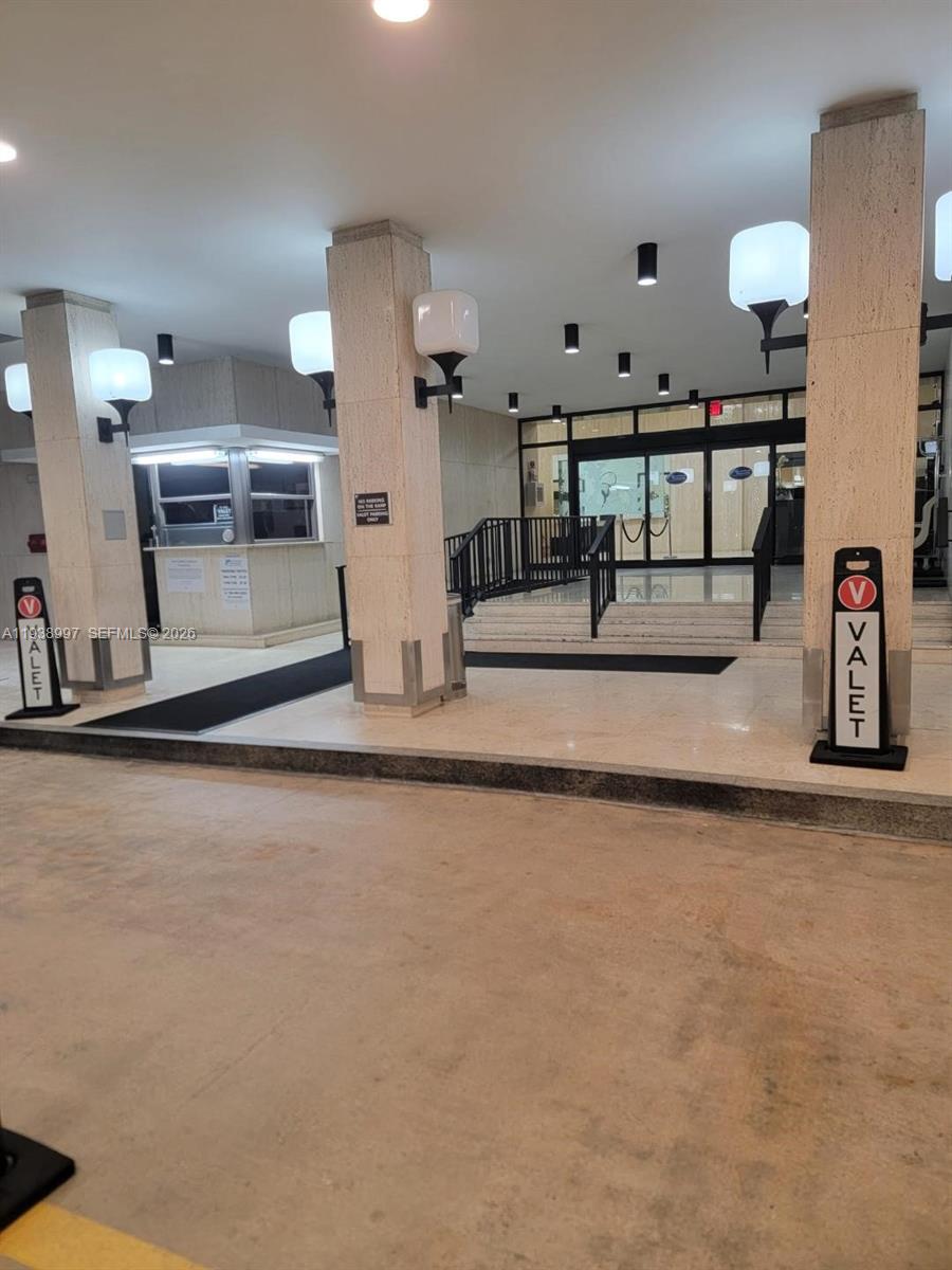 500 Three Iss Blvd #709 Hallandale Beach, FL 33009