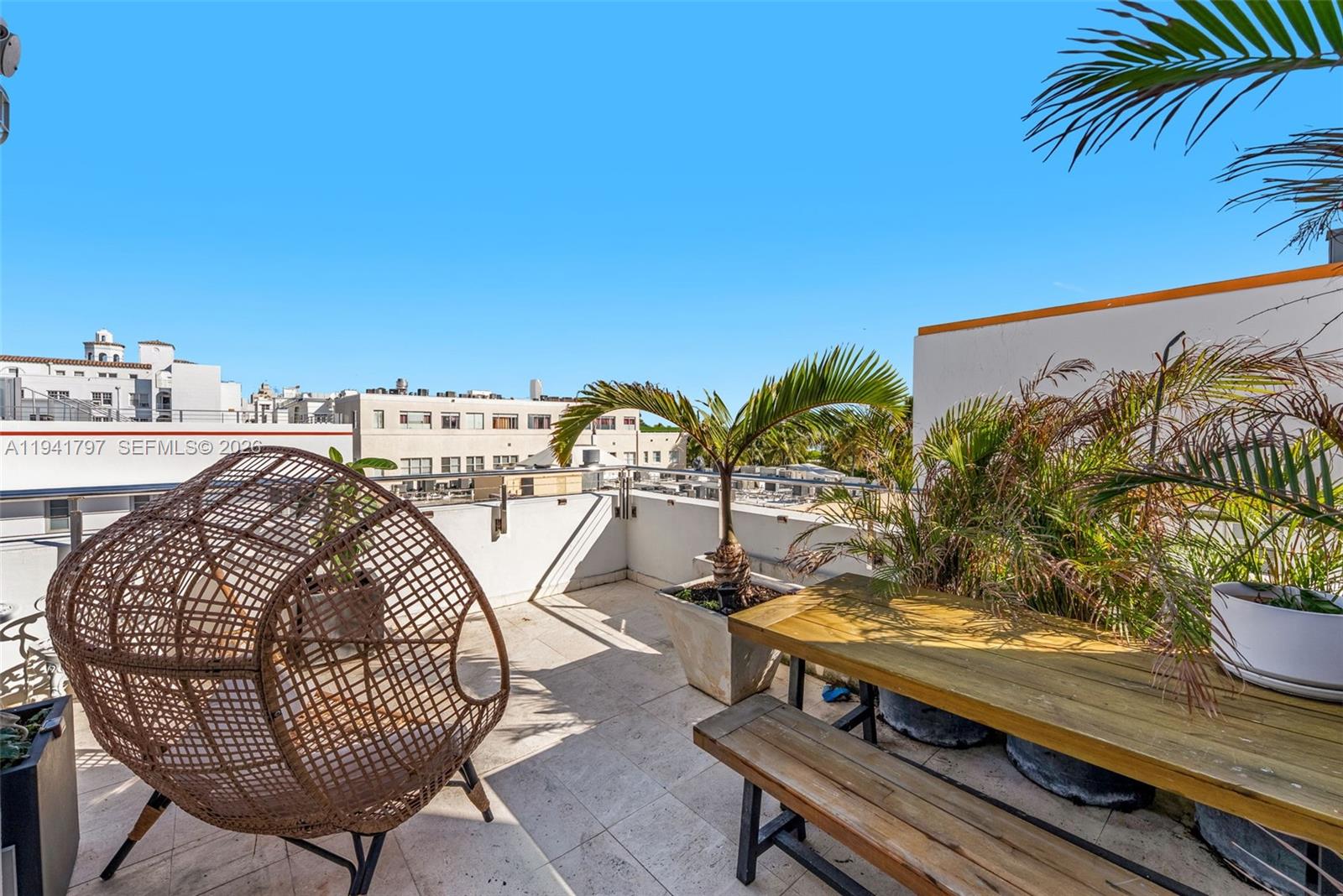 865 Collins Ave #307 Miami Beach, FL 33139