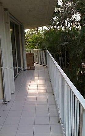 16531 NE 35th Ave #201 North Miami Beach, FL 33160