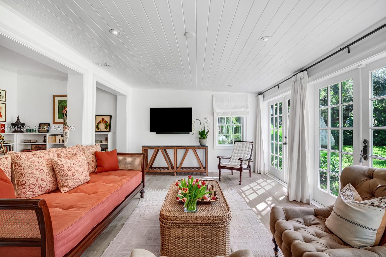 530 Melaleuca Ln Miami, FL 33137