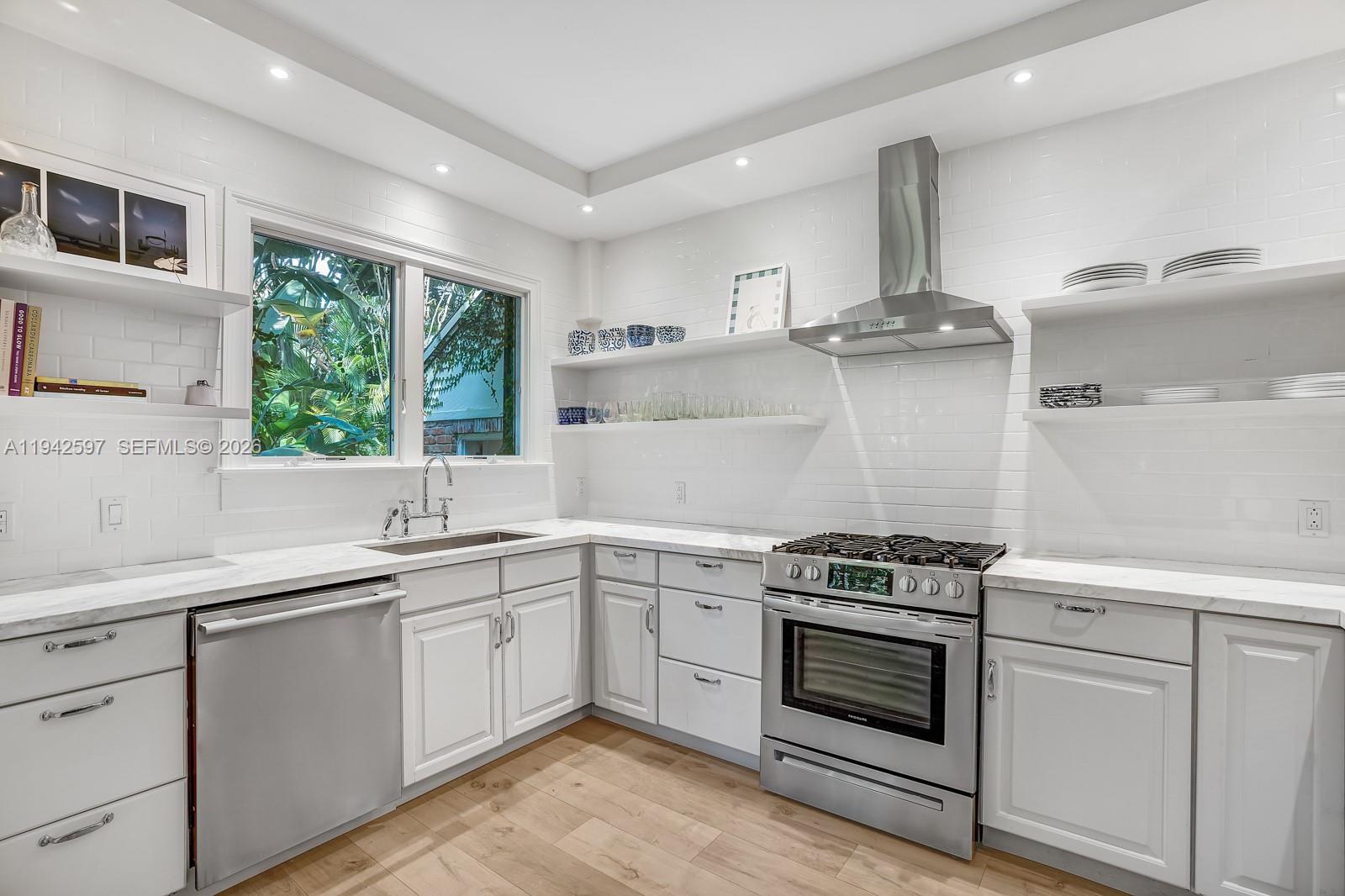 530 Melaleuca Ln Miami, FL 33137