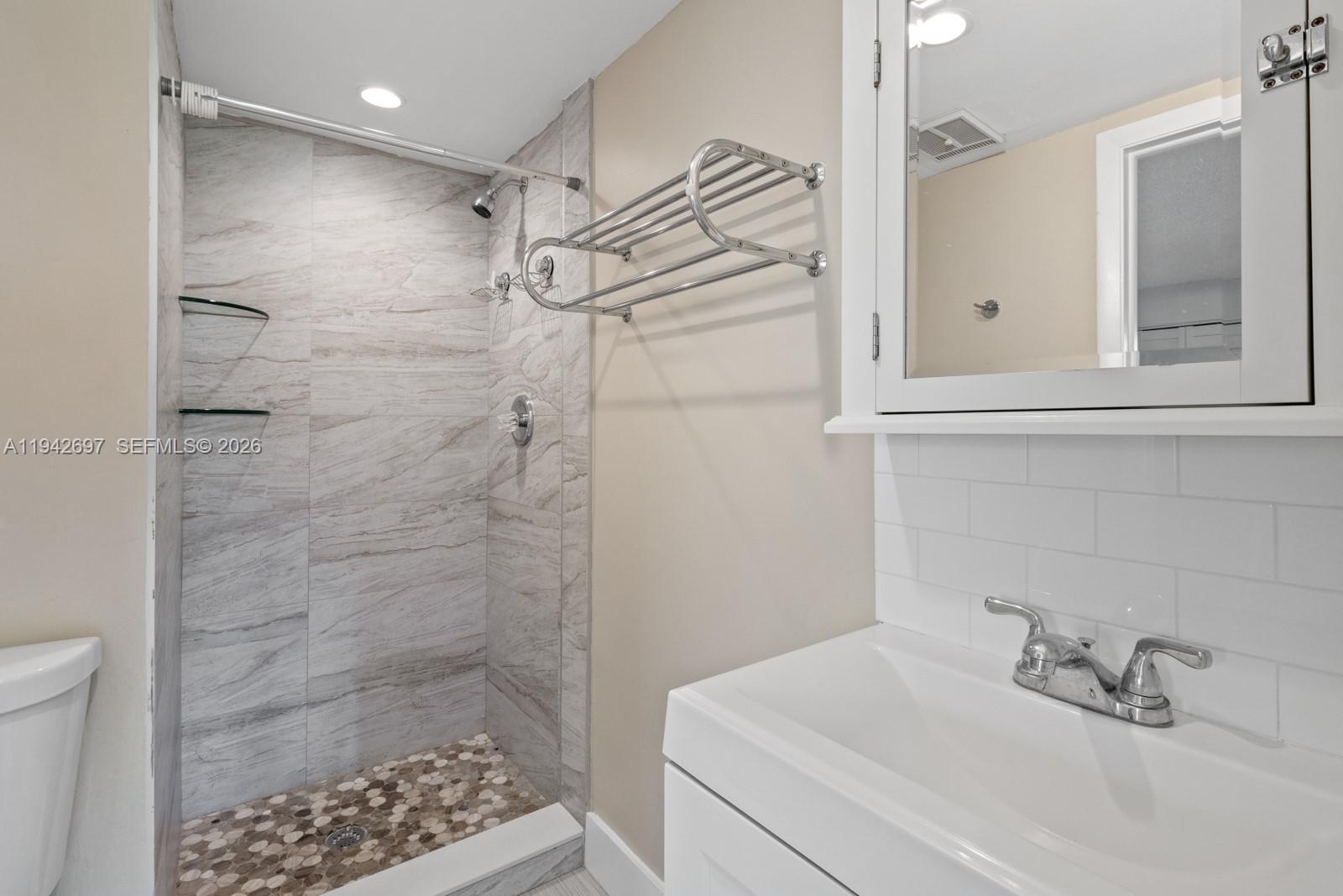 777 SW 9th Ave #413 Miami, FL 33130