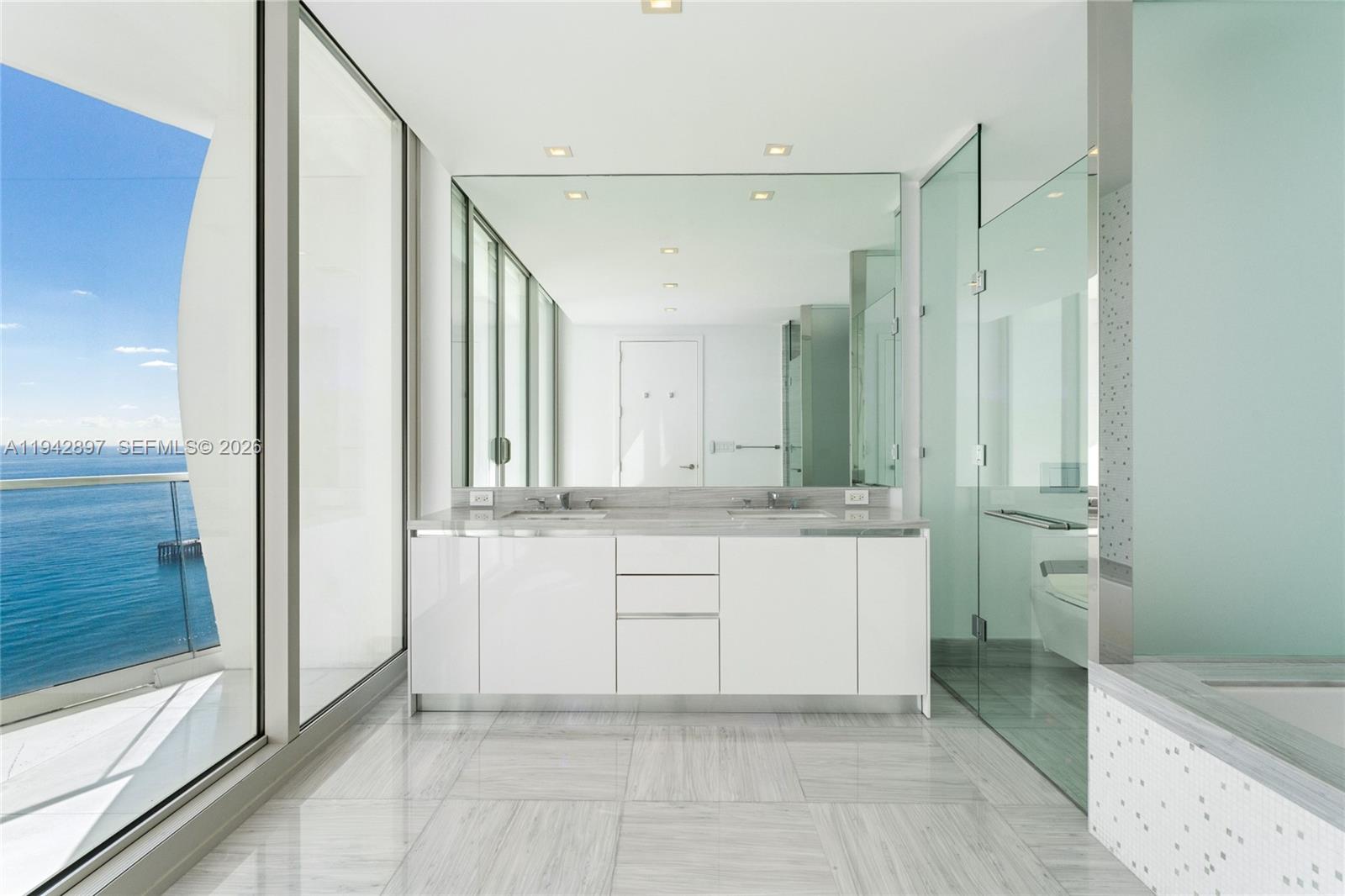 16901 Collins Ave #1605 Sunny Isles Beach, FL 33160