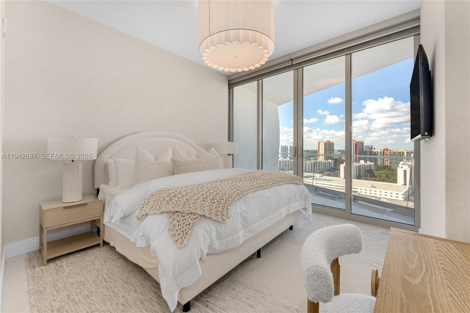 16901 Collins Ave #1605 Sunny Isles Beach, FL 33160