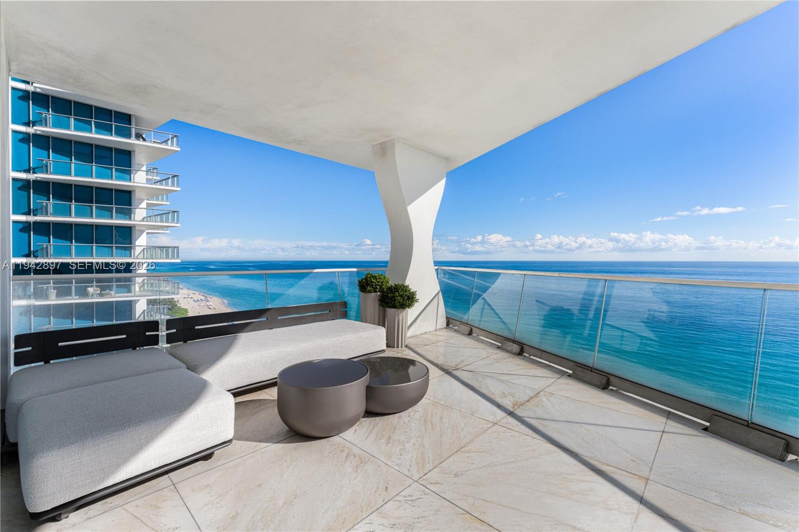 16901 Collins Ave #1605 Sunny Isles Beach, FL 33160