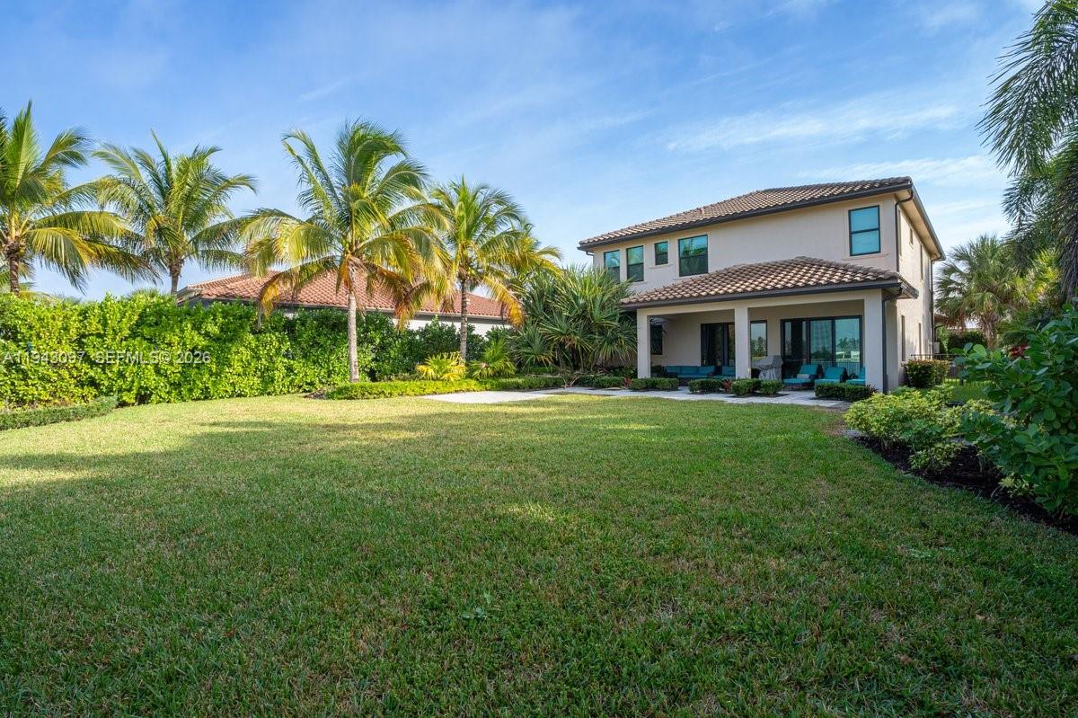 8725 Parkland Bay Dr Parkland, FL 33076