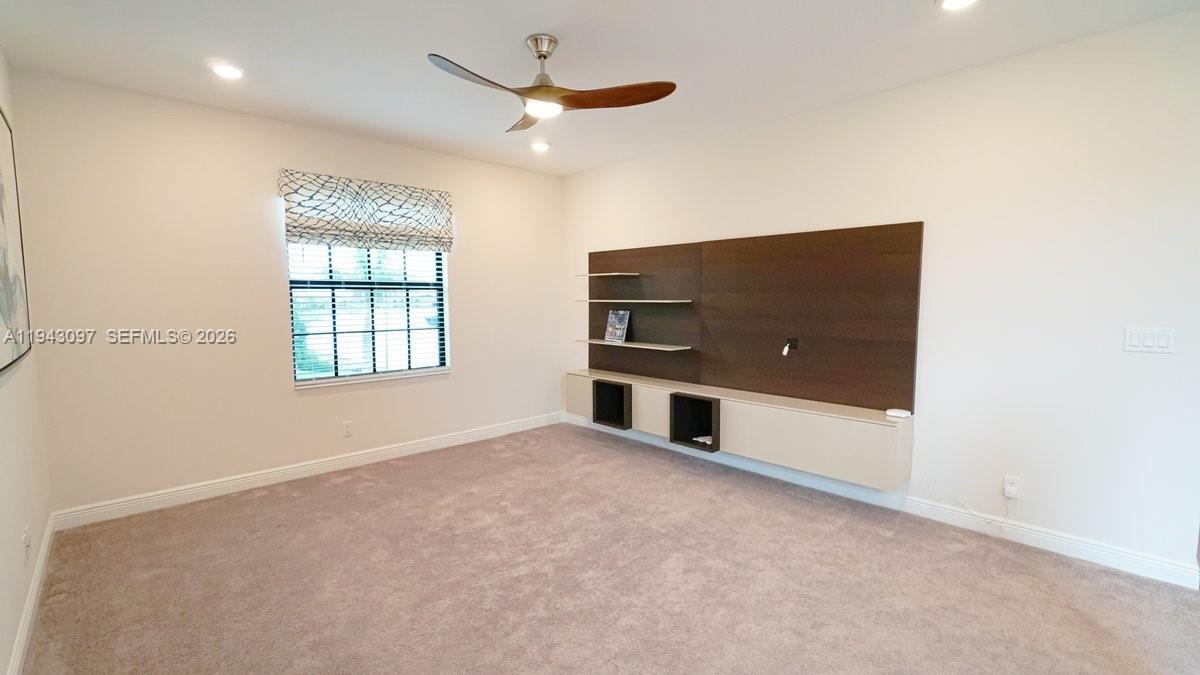 8725 Parkland Bay Dr Parkland, FL 33076