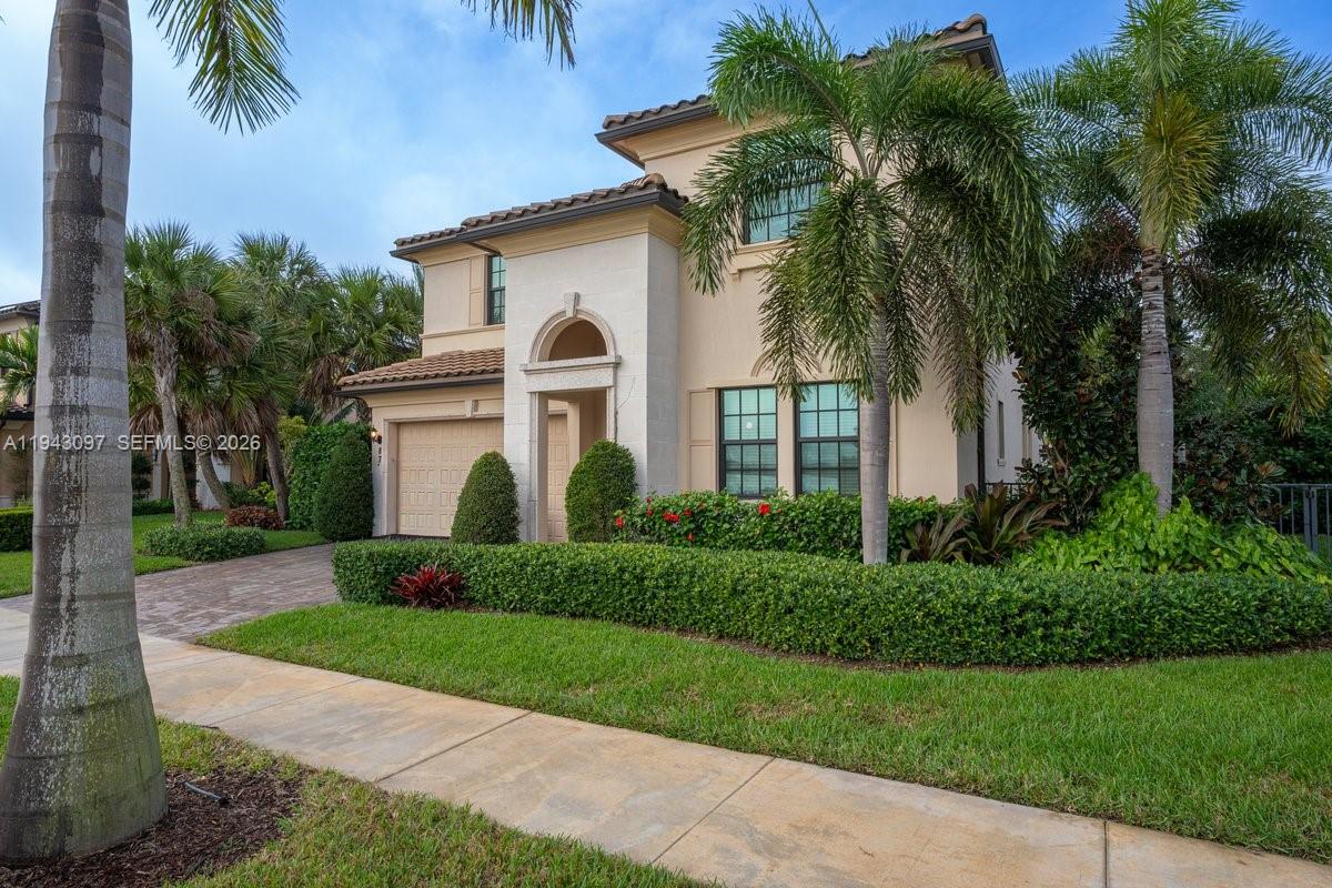 8725 Parkland Bay Dr Parkland, FL 33076