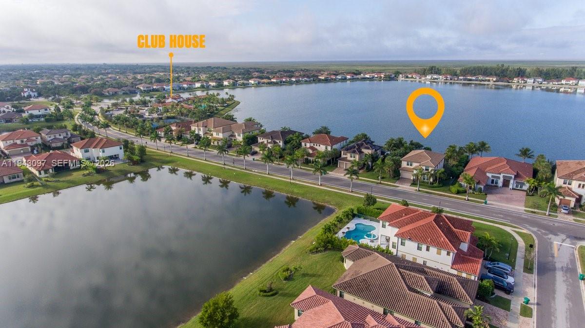 8725 Parkland Bay Dr Parkland, FL 33076