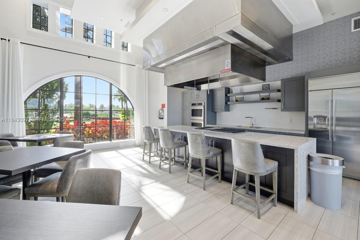 8725 Parkland Bay Dr Parkland, FL 33076