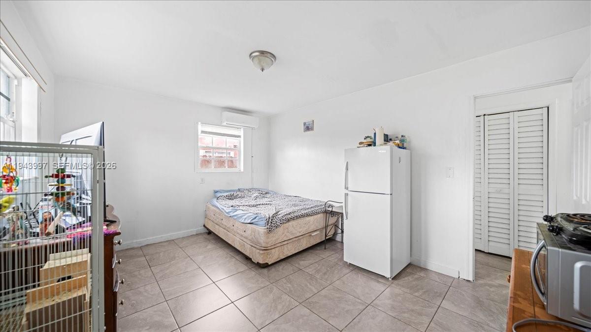 18502 NW 23rd Ct Miami Gardens, FL 33056