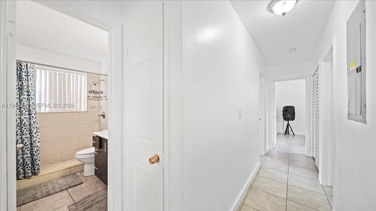 18502 NW 23rd Ct Miami Gardens, FL 33056