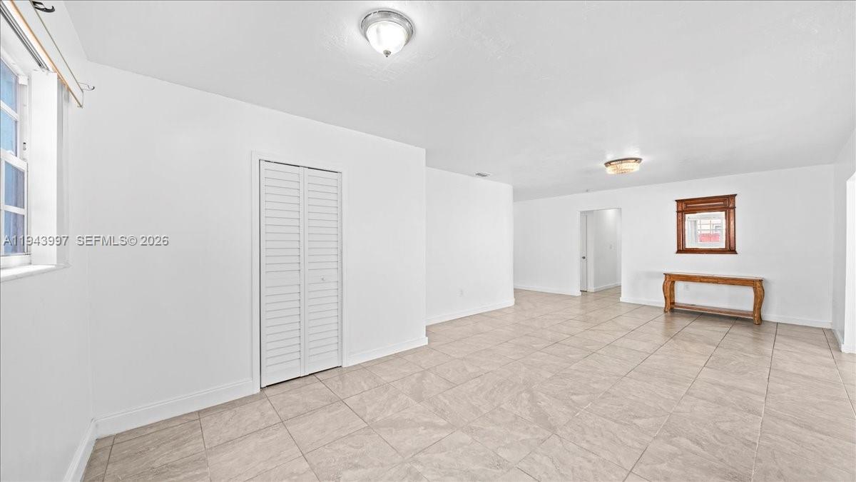 18502 NW 23rd Ct Miami Gardens, FL 33056