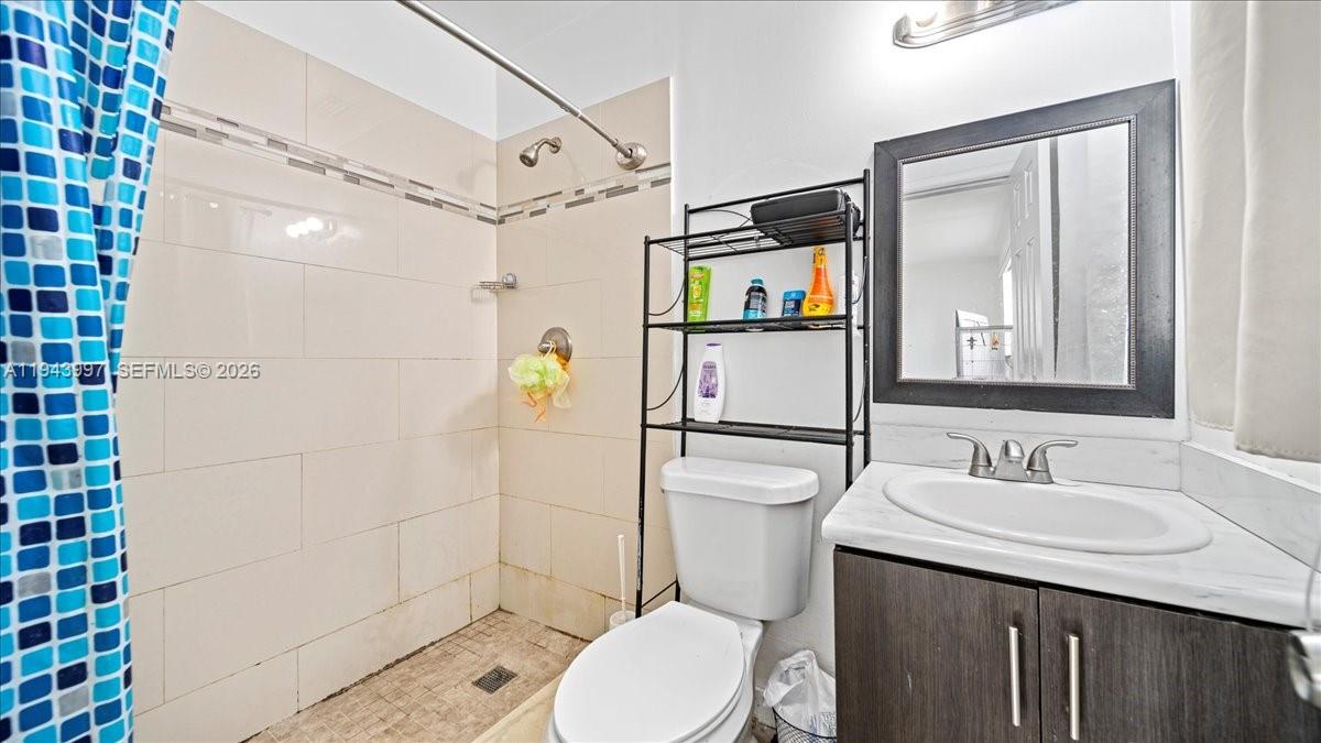 18502 NW 23rd Ct Miami Gardens, FL 33056