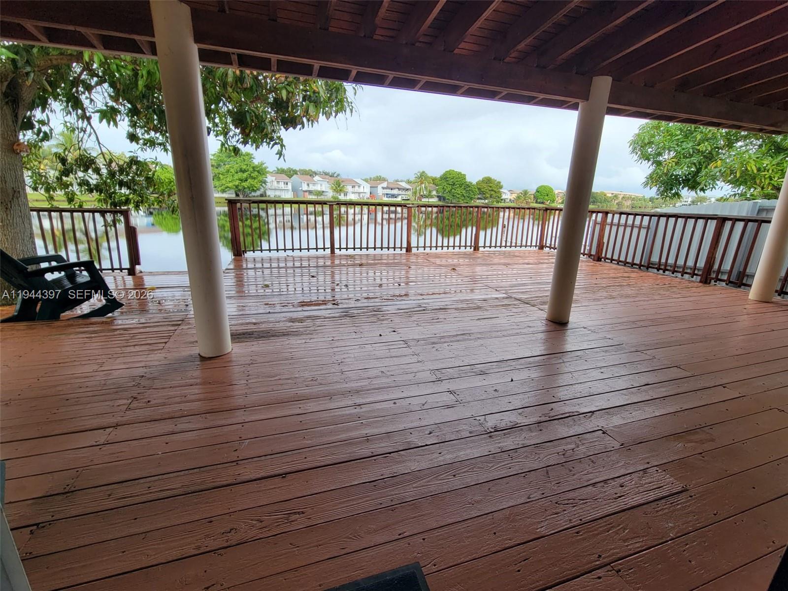 6931 NW 169th Ter Hialeah, FL 33015