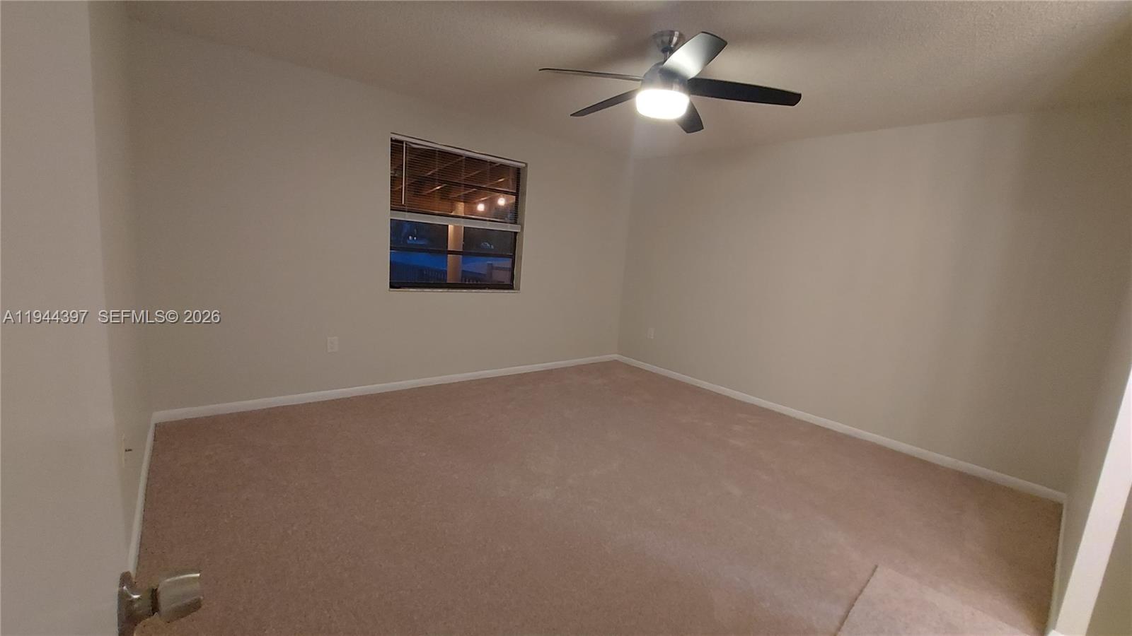 6931 NW 169th Ter Hialeah, FL 33015