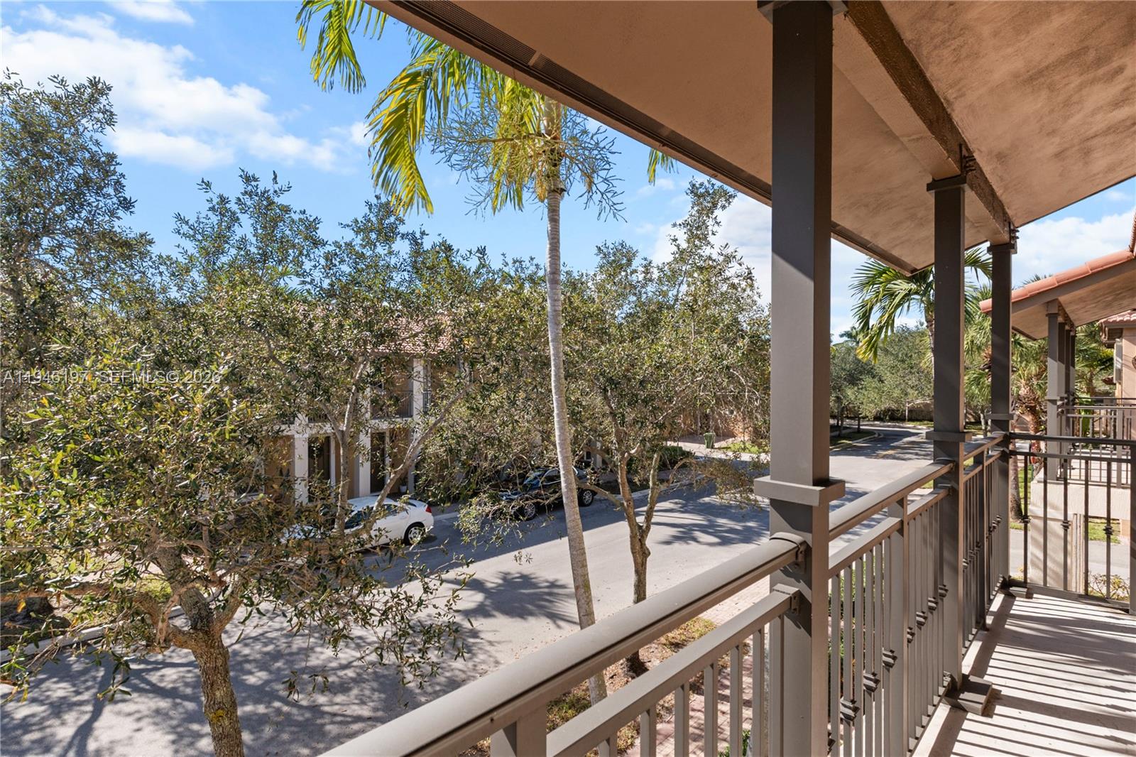 14725 SW 11th St Pembroke Pines, FL 33027