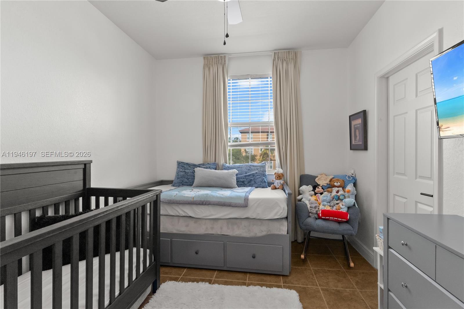 14725 SW 11th St Pembroke Pines, FL 33027