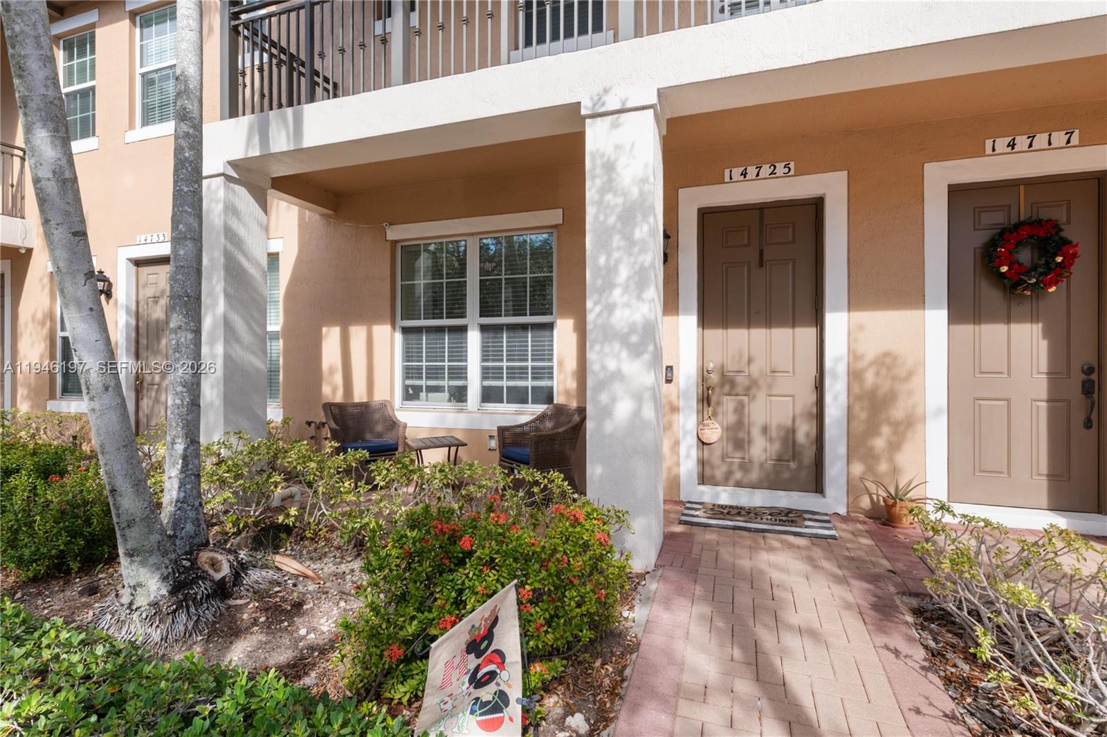 14725 SW 11th St Pembroke Pines, FL 33027