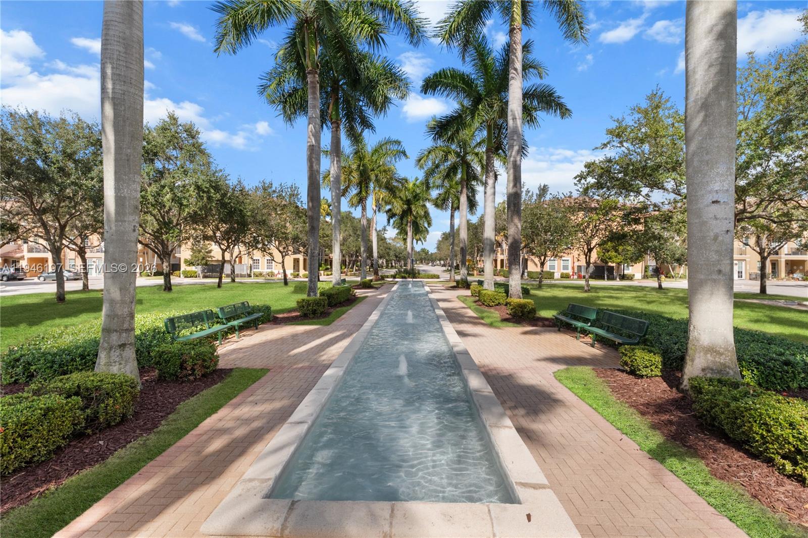 14725 SW 11th St Pembroke Pines, FL 33027