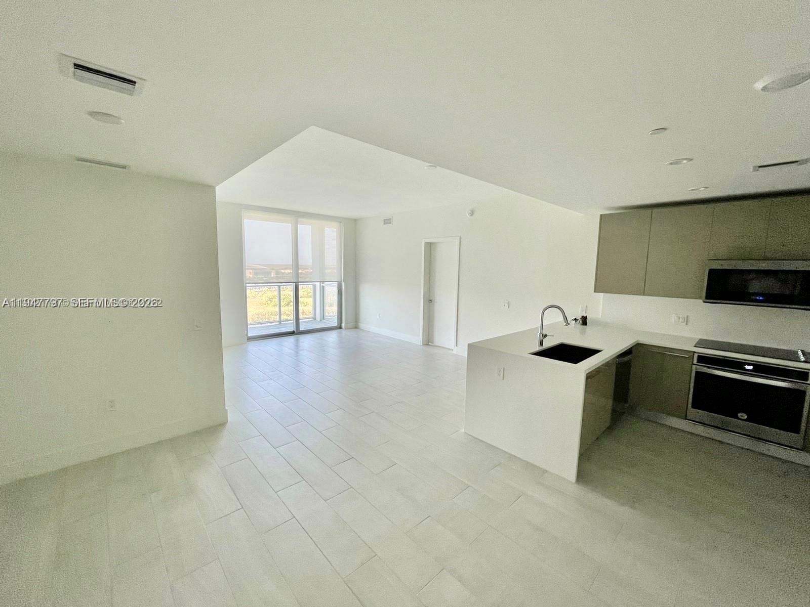 2000 Metropica Way #1602 Sunrise, FL 33323