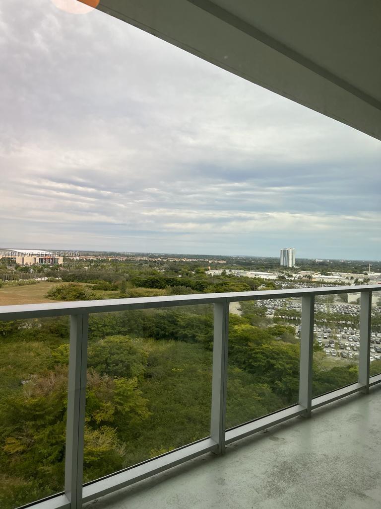2000 Metropica Way #1602 Sunrise, FL 33323