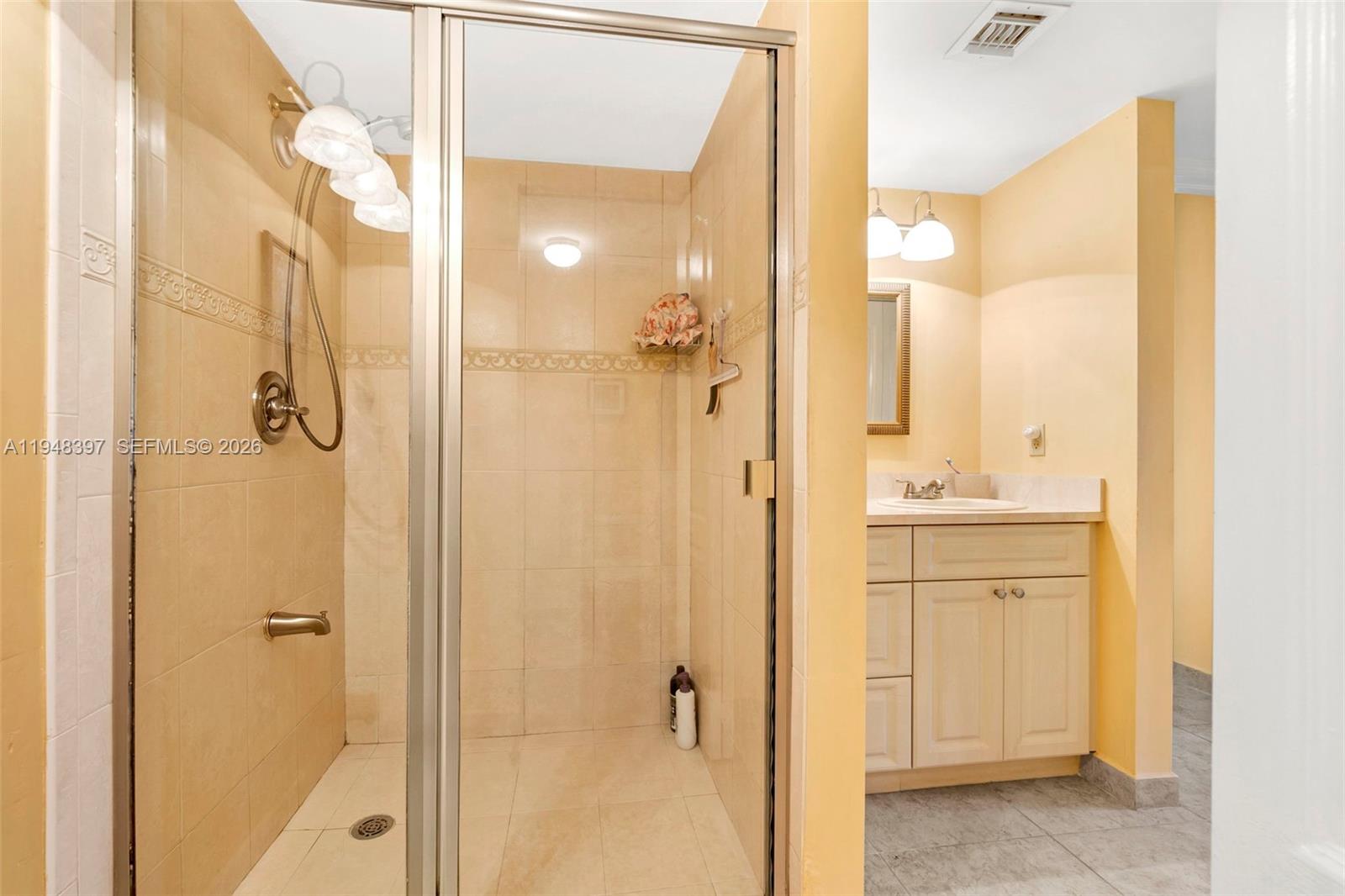 5900 SW 127th Ave #3101 Miami, FL 33183