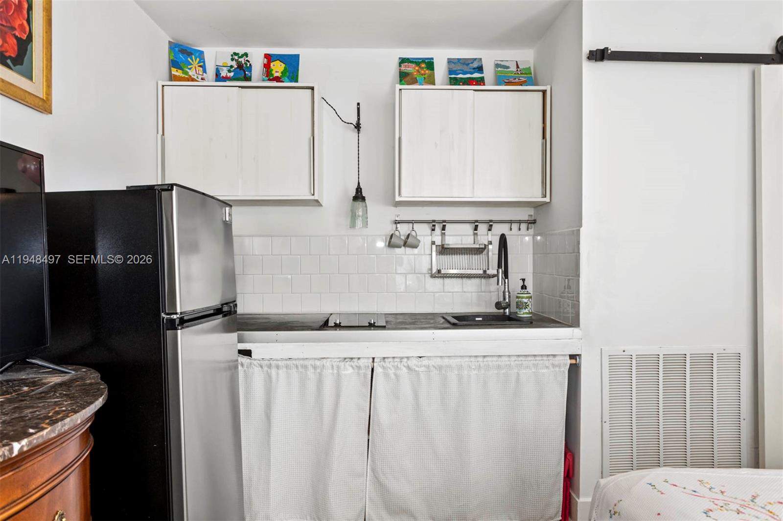 1360 SW 14th St Miami, FL 33145