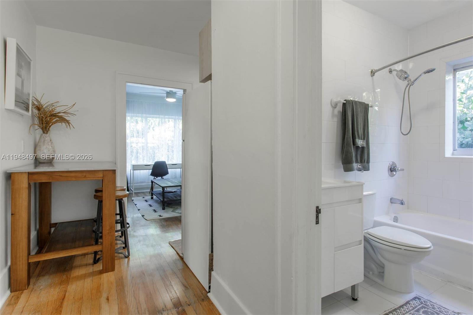 1360 SW 14th St Miami, FL 33145