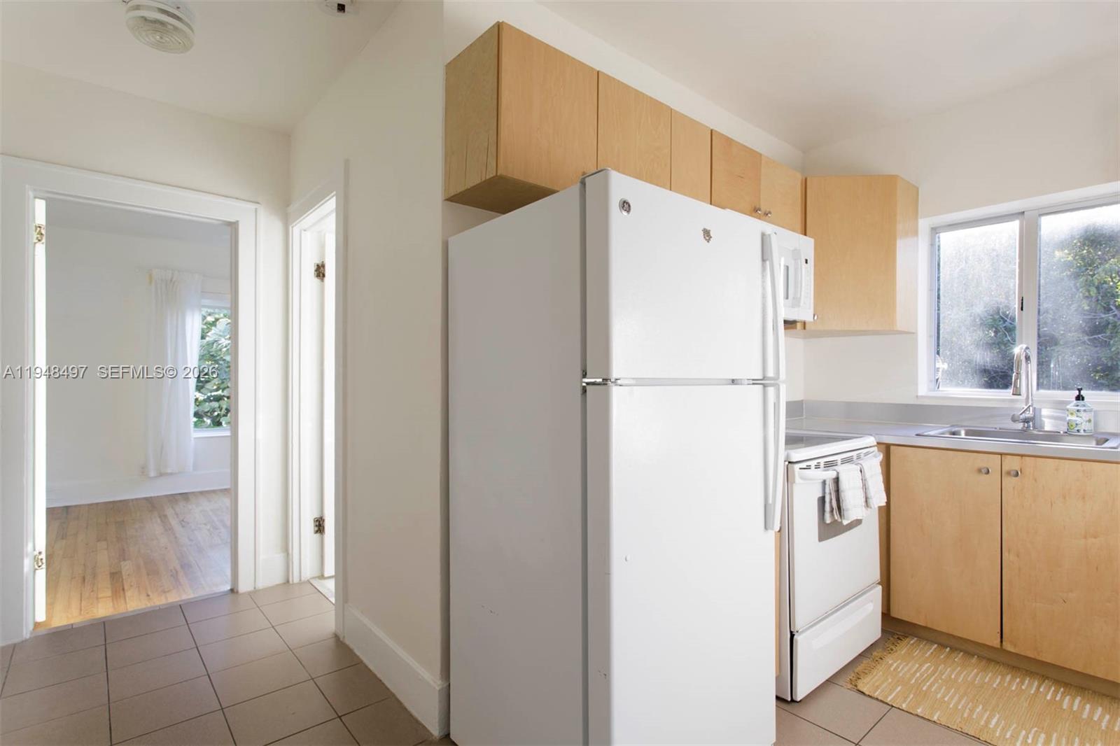 1360 SW 14th St Miami, FL 33145