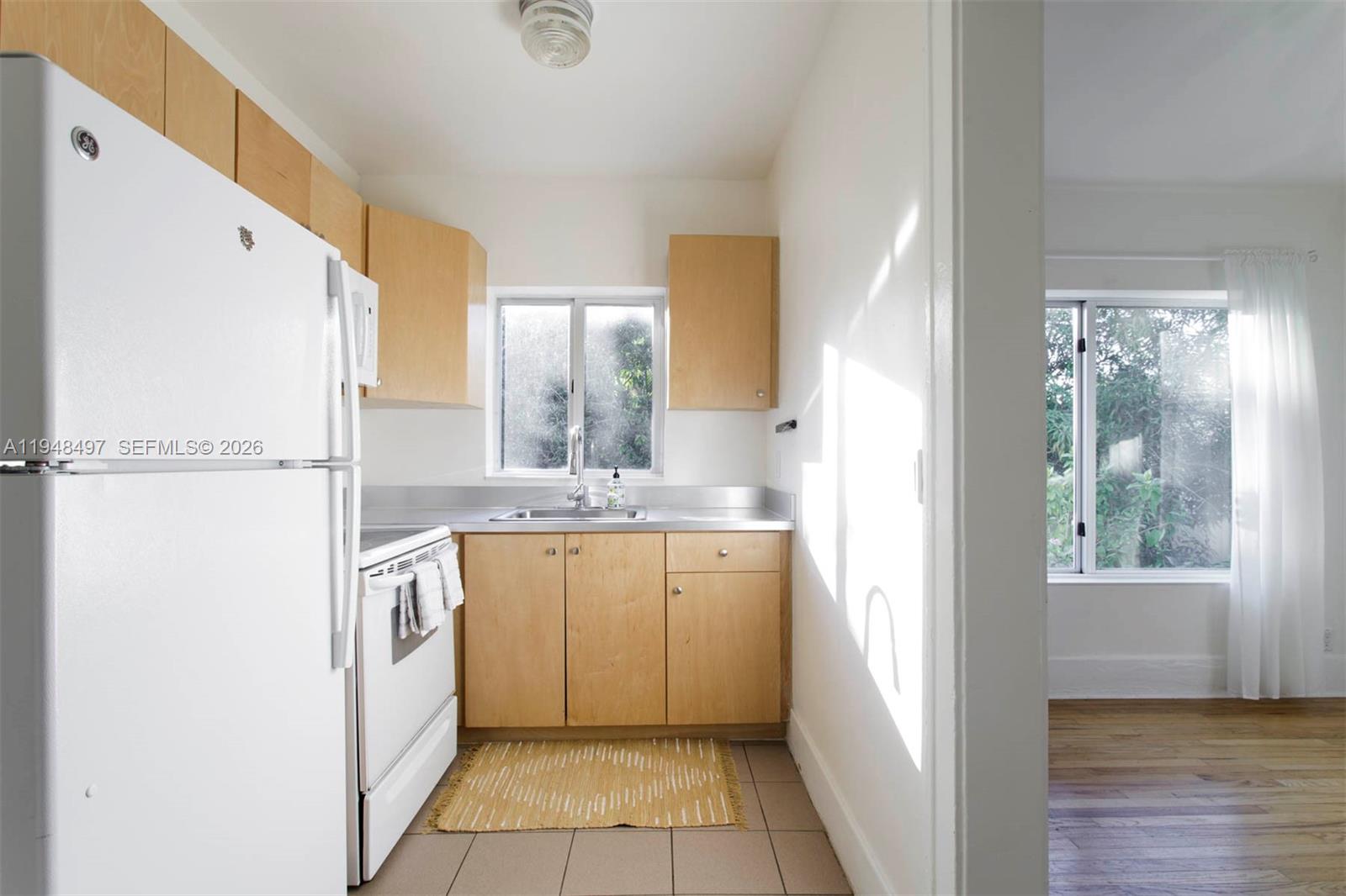 1360 SW 14th St Miami, FL 33145