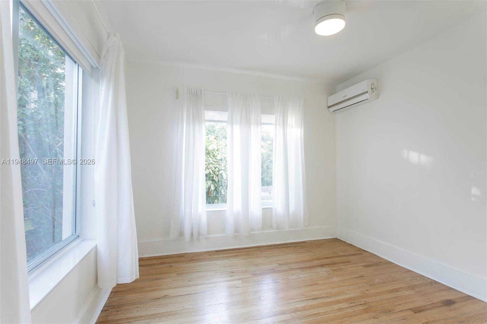 1360 SW 14th St Miami, FL 33145