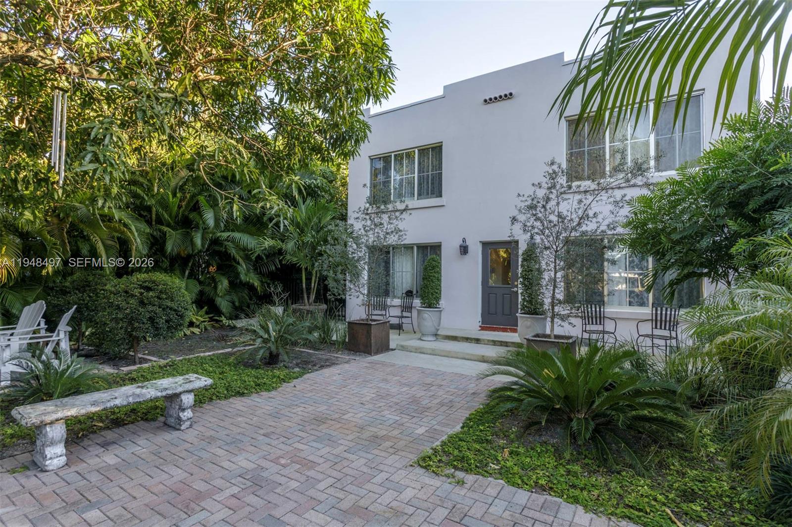 1360 SW 14th St Miami, FL 33145