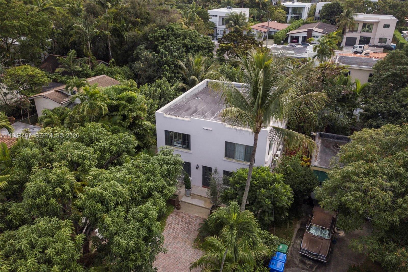 1360 SW 14th St Miami, FL 33145