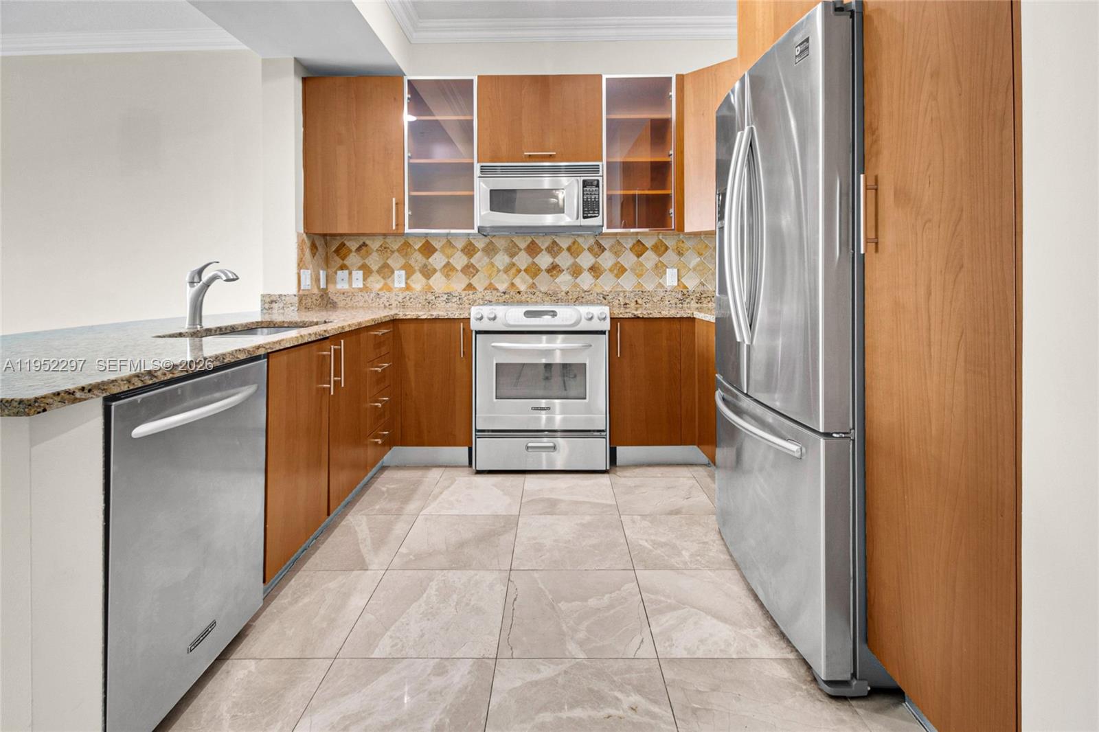 image Ocean Marine Yacht Club4