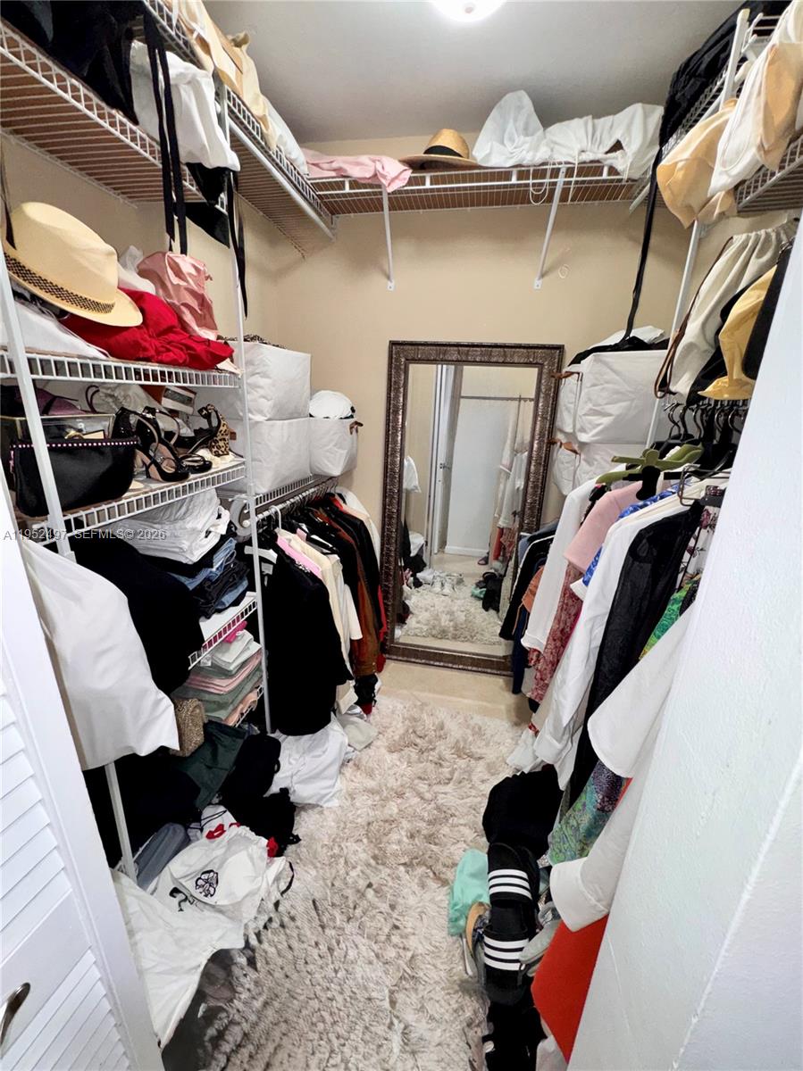 2401 Collins Ave #509 Miami Beach, FL 33140