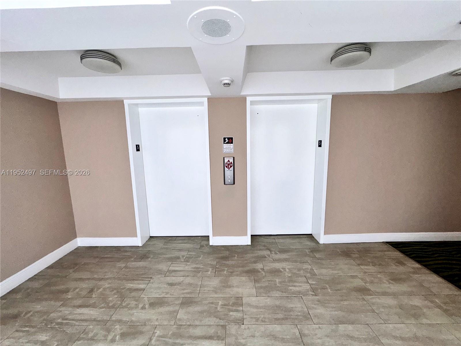 2401 Collins Ave #509 Miami Beach, FL 33140