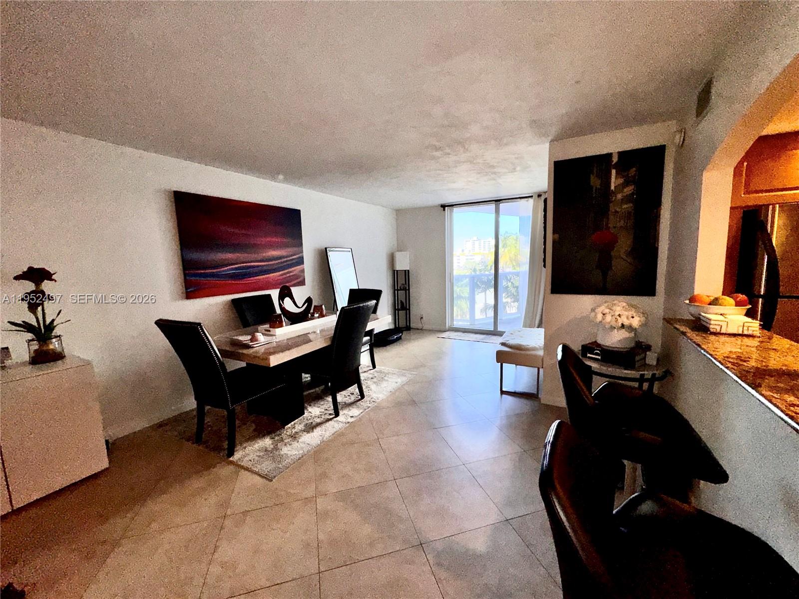 2401 Collins Ave #509 Miami Beach, FL 33140