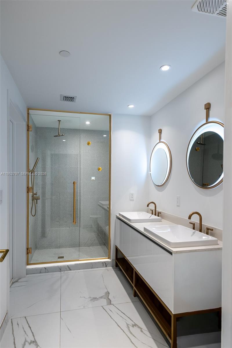 image Mr C Residences6