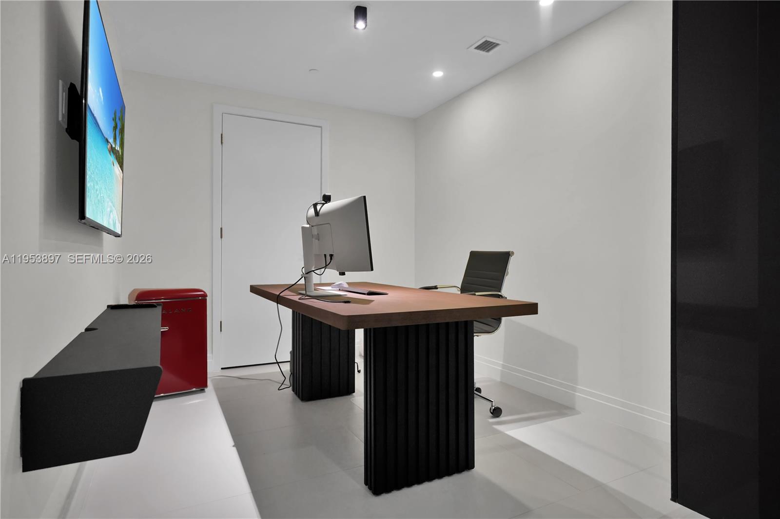 1080 Brickell Ave #1802 Miami, FL 33131