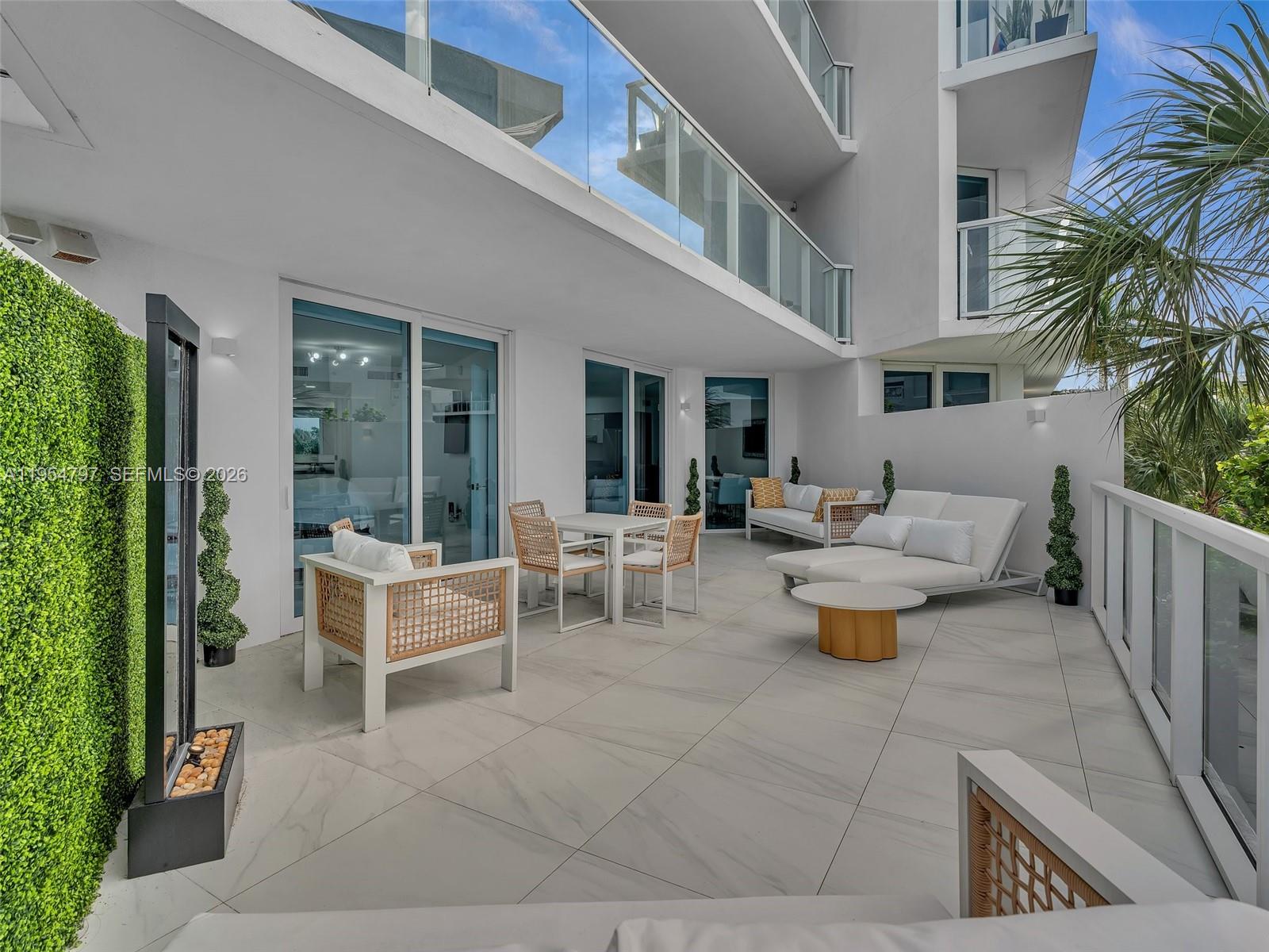 9821 E Bay Hbr Dr #302 Bay Harbor Islands, FL 33154