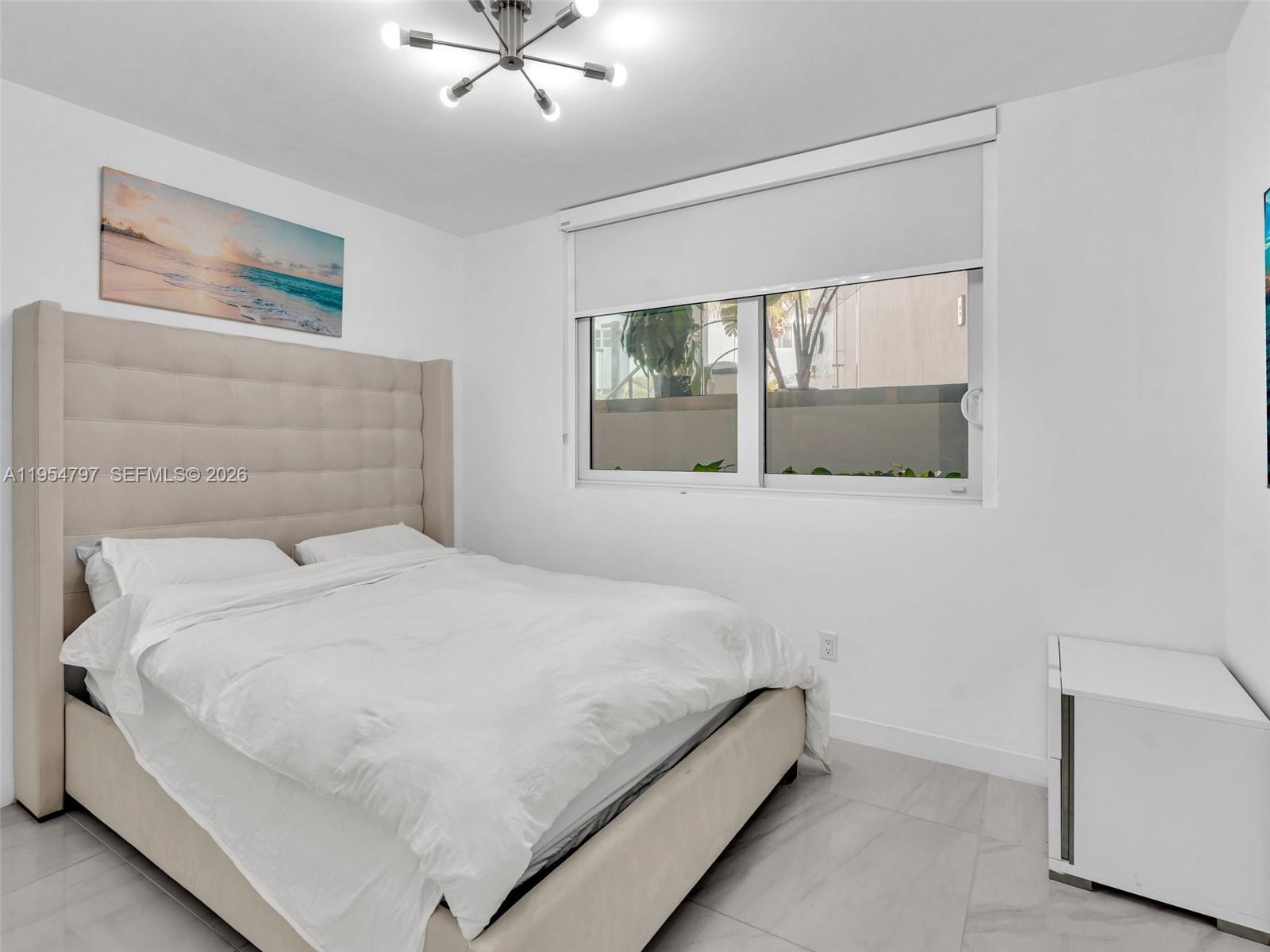 9821 E Bay Hbr Dr #302 Bay Harbor Islands, FL 33154