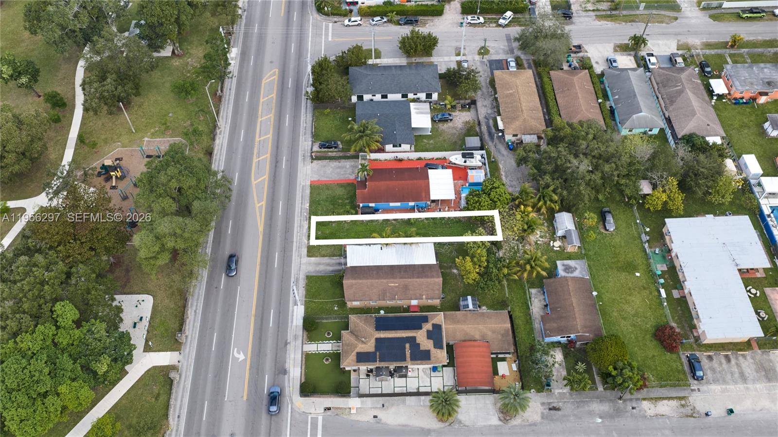 NW 32nd Ave Miami, FL 33142