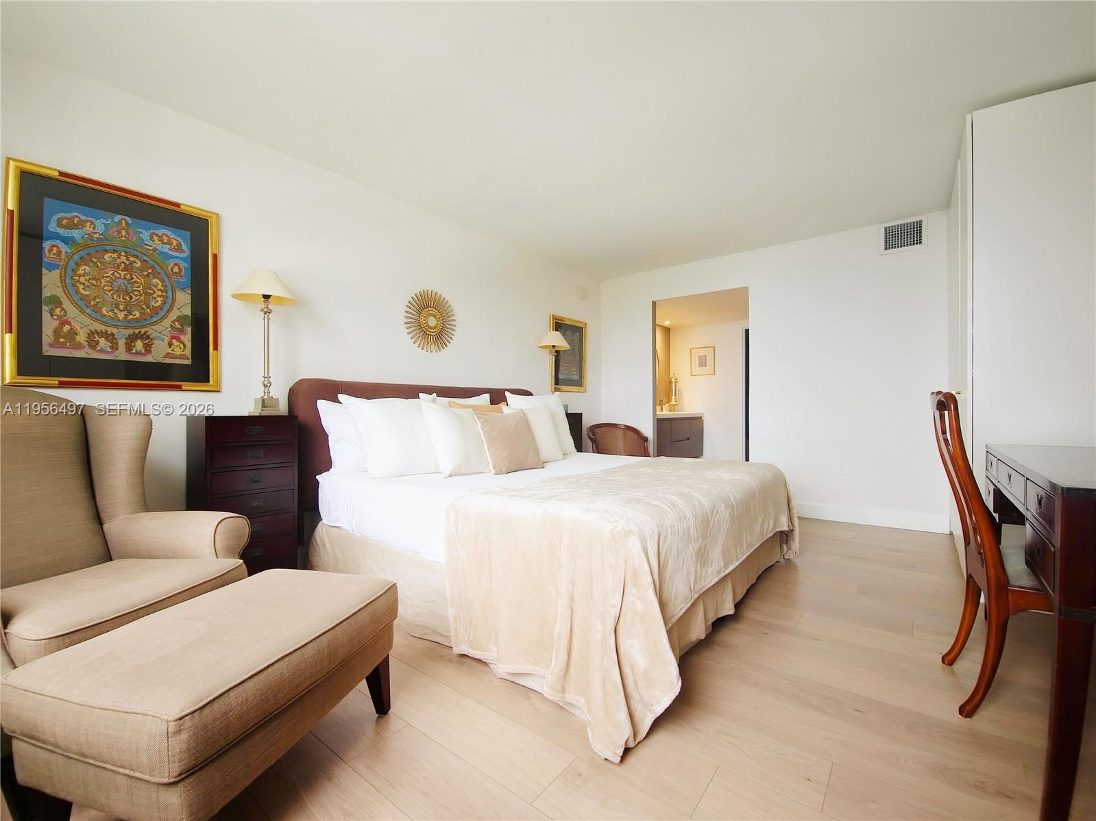 image Brickell Bay Club13